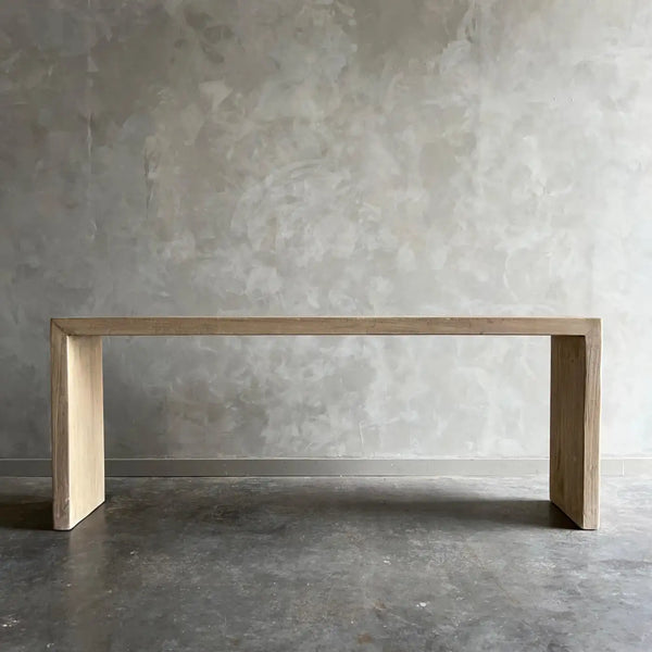 Modena Console