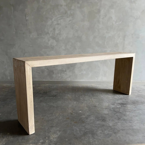 Modena Console