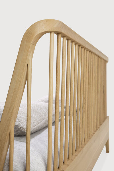 Spindle Bed - Oak