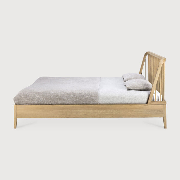 Spindle Bed - Oak