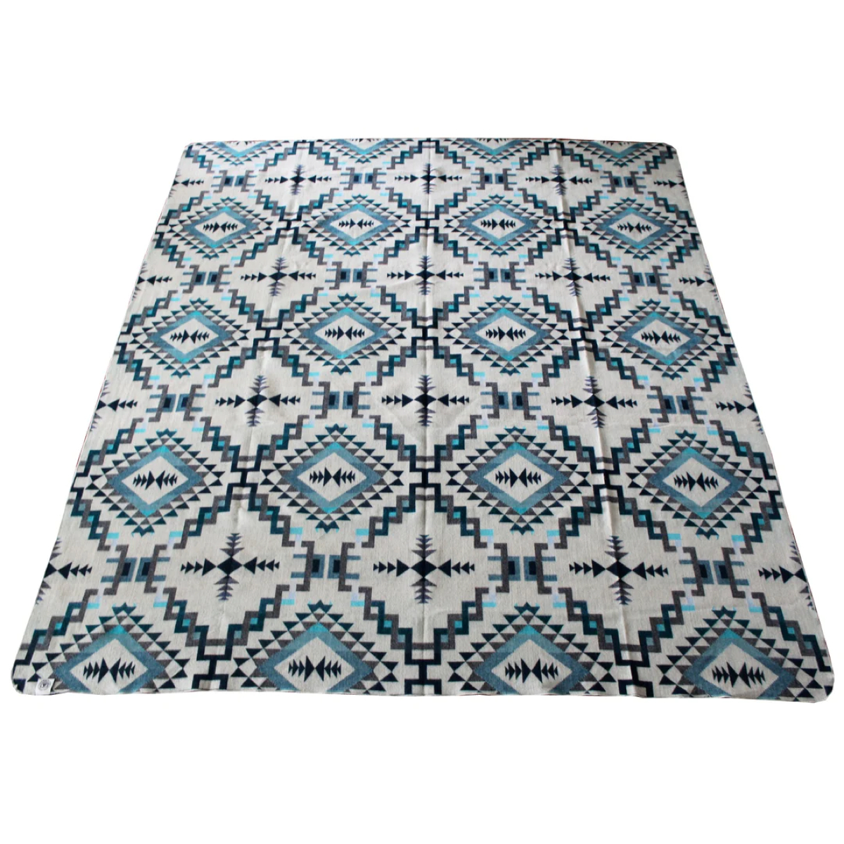 'Agua De Los Andes' Reversible Blanket