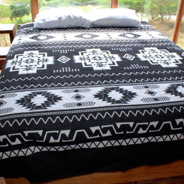 'Kings Cross' Reversible Blanket