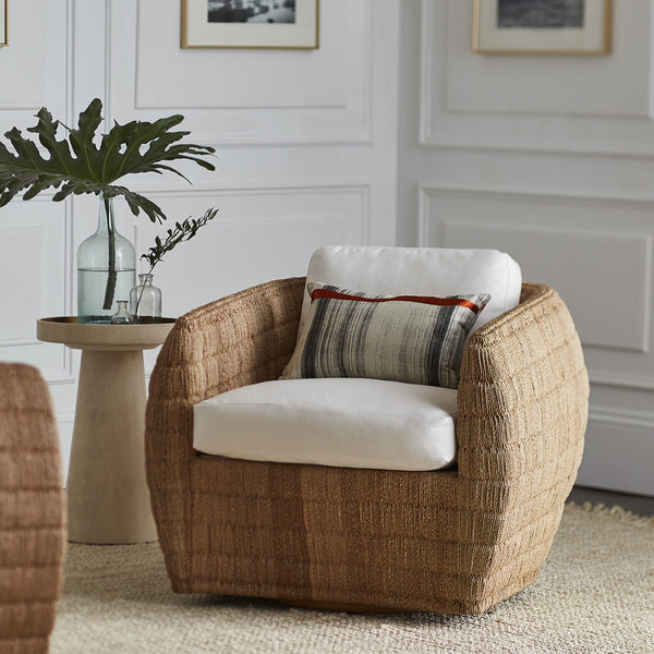 Ventura Swivel Lounge Chair - Natural